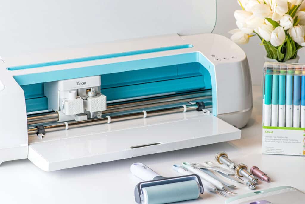 What is the Difference in Cricut Machines? [Head-To-Head], by  CricutDesignSpacesetup