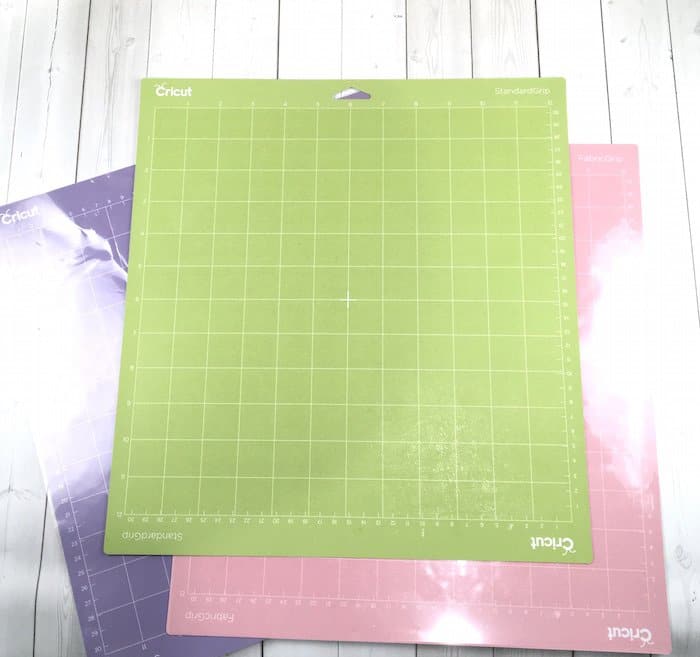 The green Cricut cutting mat for general materials and DIY crafts.