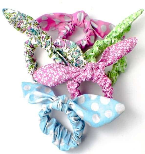 Bow scrunchies for a quick and easy teen craft.