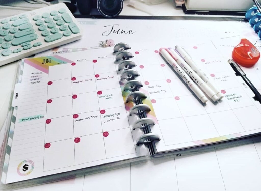budget-planning-happy-planner-planwithmichelle