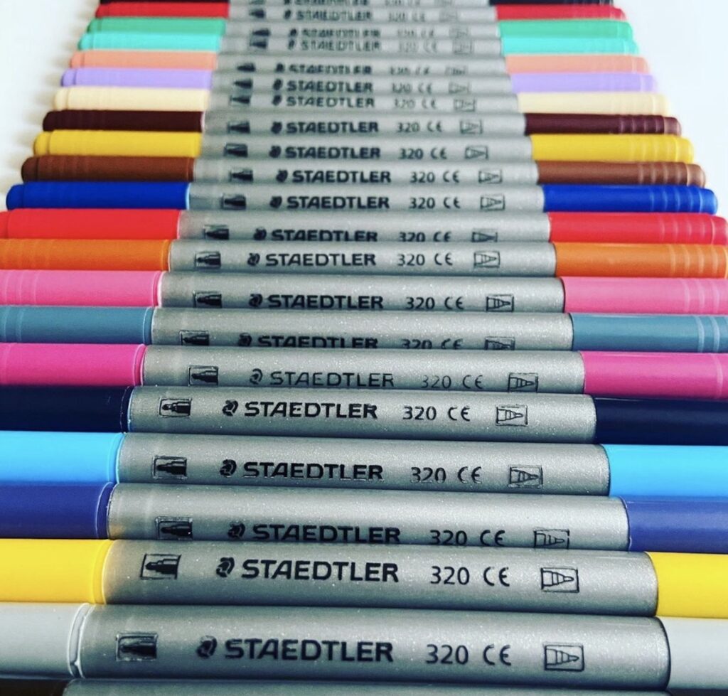 The Best Markers for Coloring in Your Planner or Scrapbook