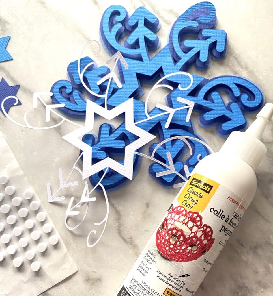 3d-layer-paper-snowflake-cricut-5