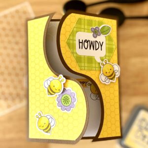 howdy-bee-happy-card-curve-gate-card